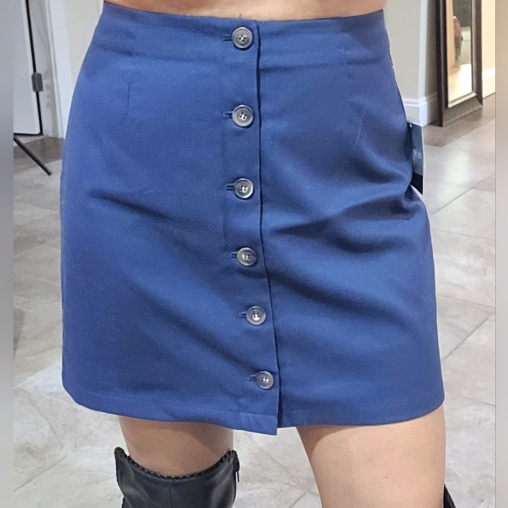 NWT Button down skirt